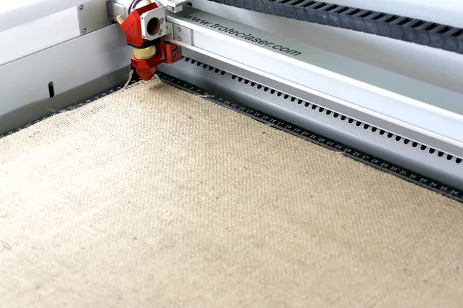 laser cutting jute fabric