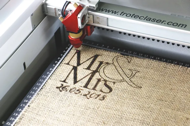 Laser engraving jute fabric 