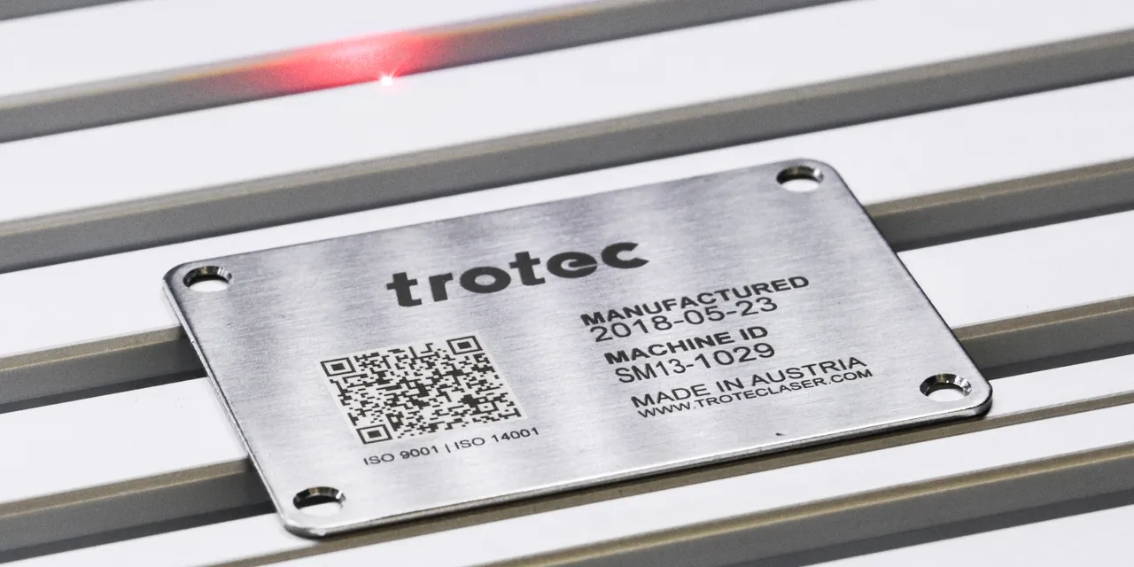 laser marking of dynamic data - Stainless steel data plates