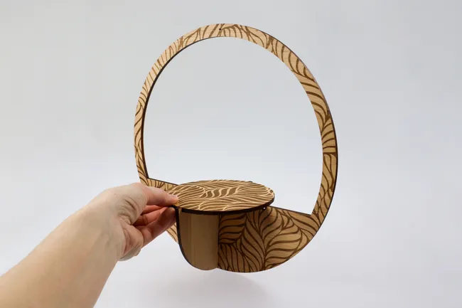 Assemble the wooden flowerswing