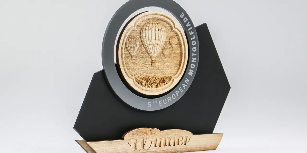 laser-engraving-relief-trophy